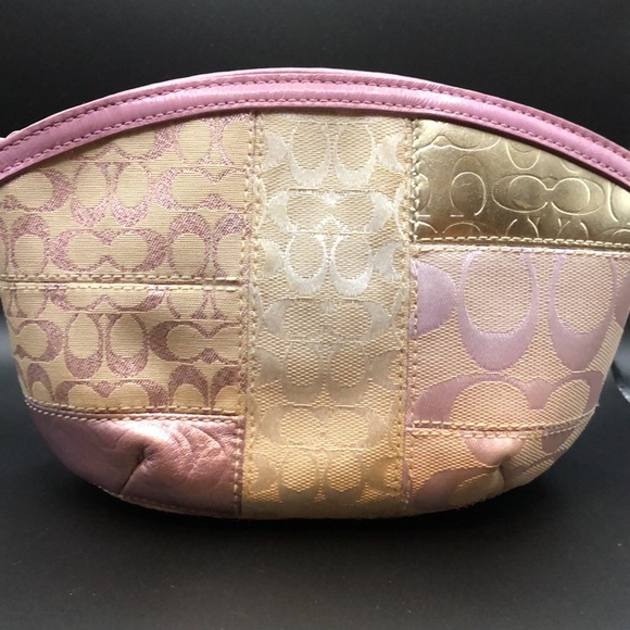 Coach Shiny Metallic Leather Lilac cosmetics bag - Picture 5 of 14